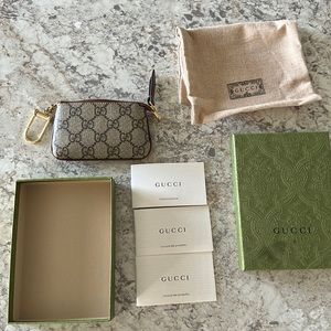 Gucci Supreme Key Pouch